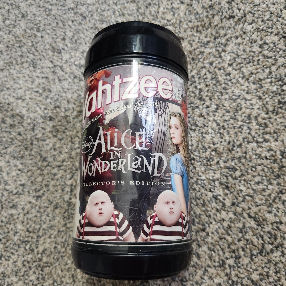 Alice in Wonderland Yahtzee Game
